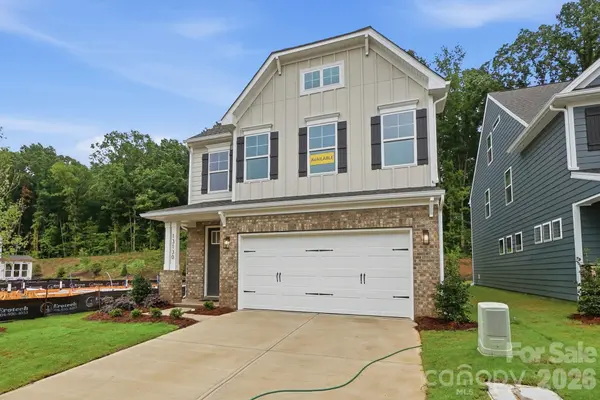 13130 Foxberry RD, Charlotte, NC 28213