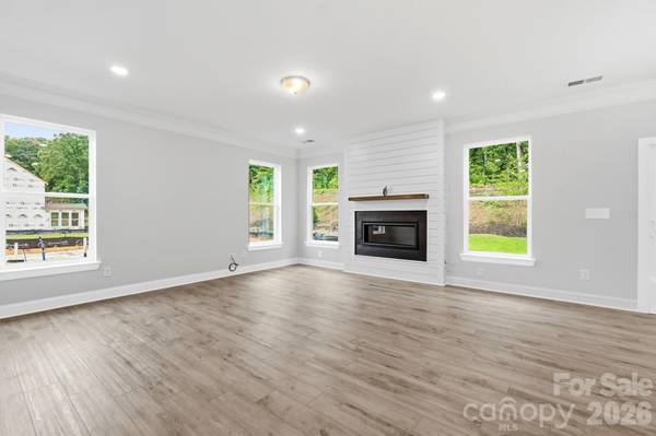 13130 Foxberry RD, Charlotte, NC 28213