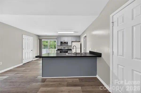 2332 Eargle RD, Charlotte, NC 28269