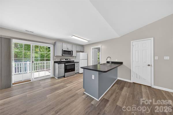 2332 Eargle RD, Charlotte, NC 28269