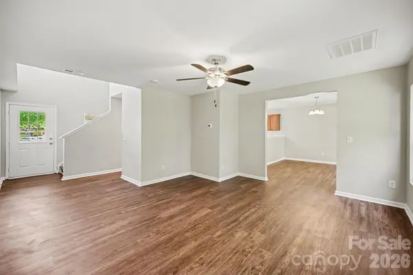 2021 Sonoma Valley DR, Charlotte, NC 28214