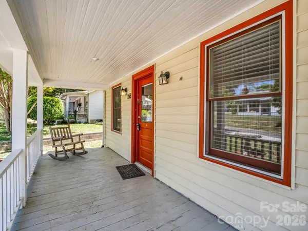 159 Onteora BLVD, Asheville, NC 28803