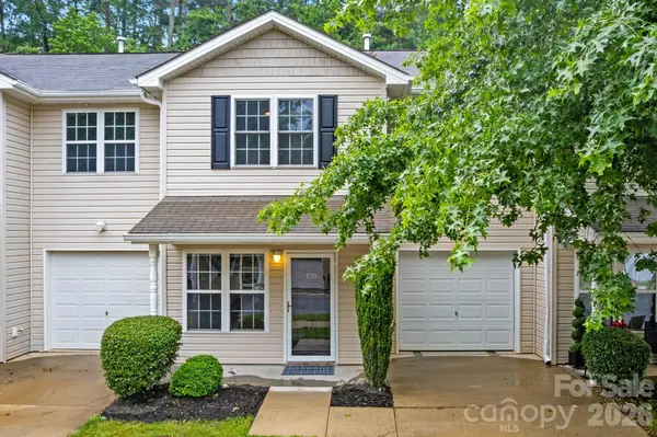 120 Alpine Ridge DR, Asheville, NC 28803