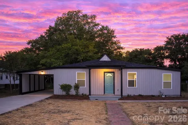308 HIGHLAND AVE SW, Concord, NC 28027