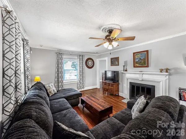516 Margaret DR, Statesville, NC 28677