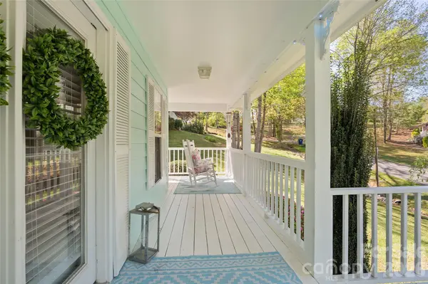 119 Friendly LN, Asheville, NC 28806