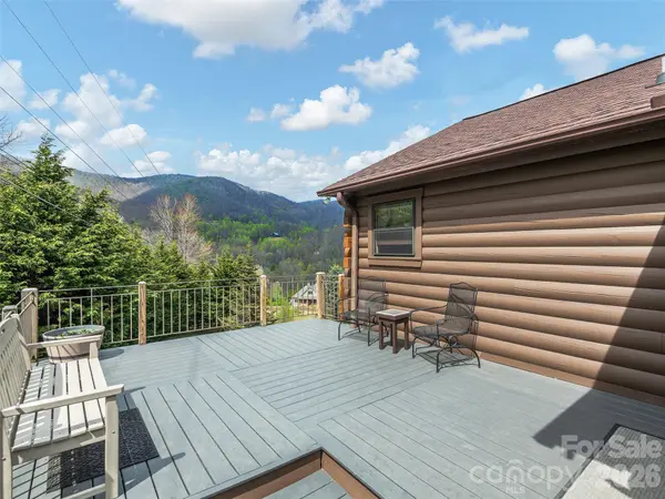213 Rice DR, Waynesville, NC 28785