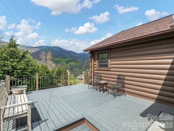 213 Rice DR, Waynesville, NC 28785