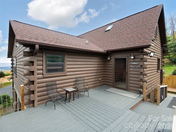 213 Rice DR, Waynesville, NC 28785