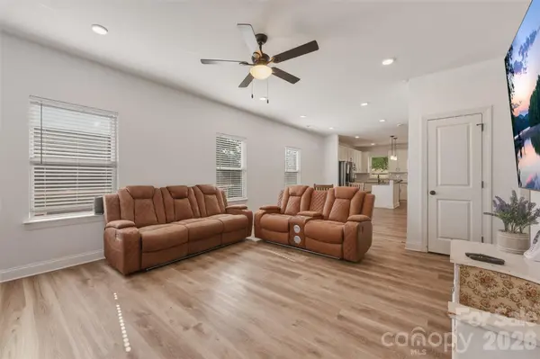 701 E 3rd AVE, Gastonia, NC 28054