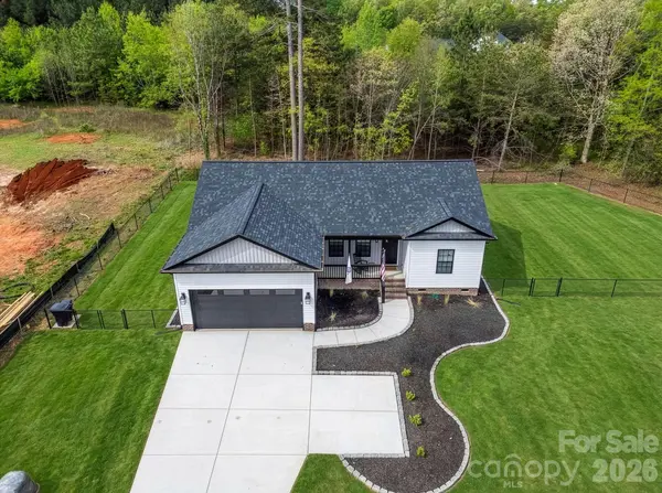 2462 Shoal RD, Crouse, NC 28033