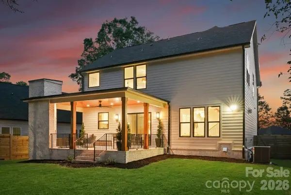 4645 Connecting RD, Charlotte, NC 28209