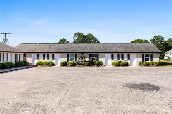 1655 Webb ST, Gastonia, NC 28052