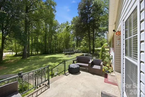 178 Wildwood Acres CIR, Mooresville, NC 28115