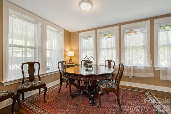 79 Walnut ST, Hot Springs, NC 28743