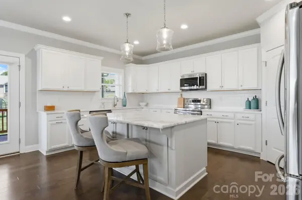 176 Staffordshire DR, Statesville, NC 28625