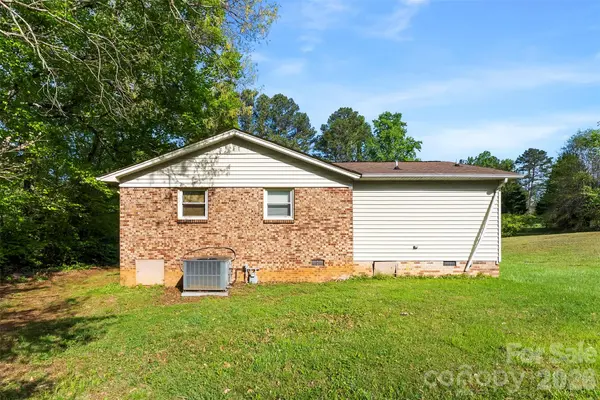 823 Carson RD, Gastonia, NC 28052
