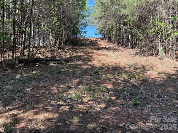 18524 Mainsail CT, Lancaster, SC 29720