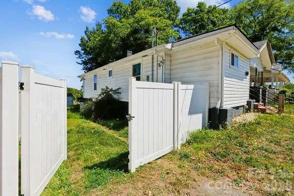408 E Park AVE, Gastonia, NC 28054