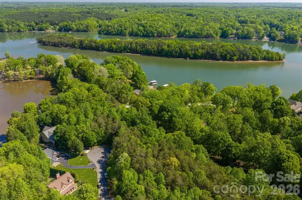 1725 Bay Head CT, Catawba, NC 28609