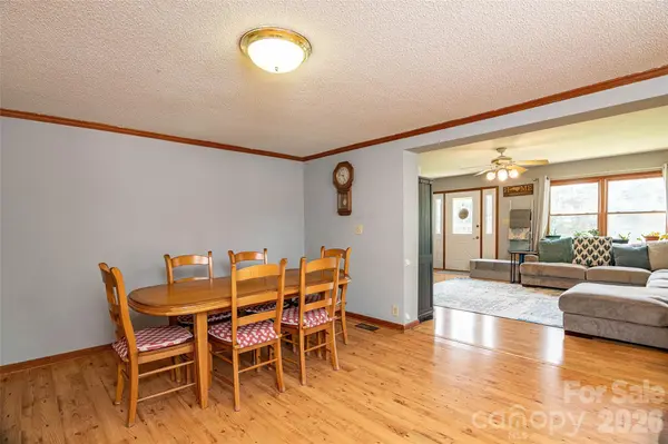445 Old Caroleen RD, Forest City, NC 28043