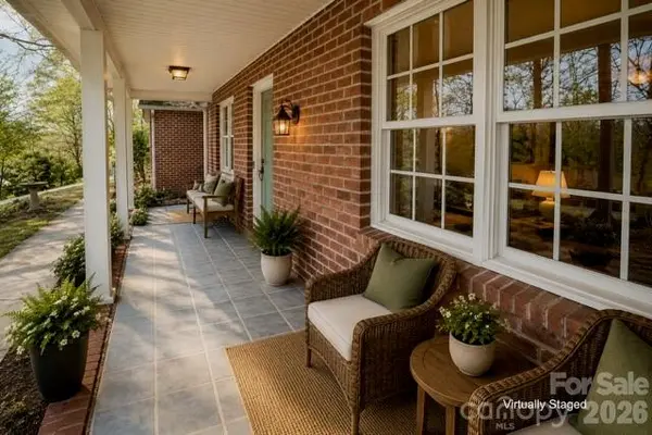1421 Windsor ST NE, Lenoir, NC 28645
