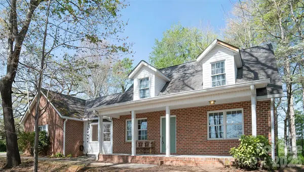 1421 Windsor ST NE, Lenoir, NC 28645