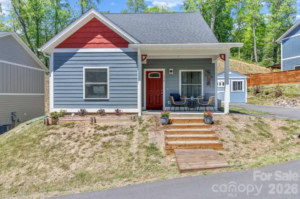 116 Northbend DR, Asheville, NC 28804
