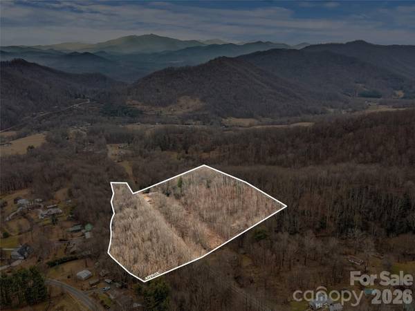 625 Cook Town RD, Bakersville, NC 28705
