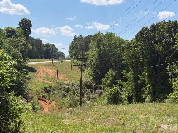 2607 Lockhart HWY, Union, SC 29379