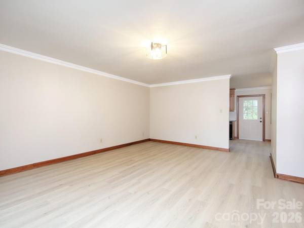 182 Calvin ST, Troutman, NC 28166