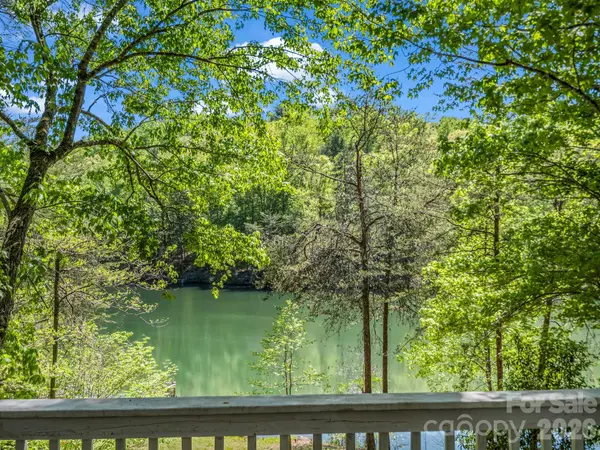 268 Mallard RD, Lake Lure, NC 28746