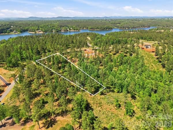 2158 Jumping RUN #31, Connelly Springs, NC 28612