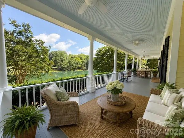 7902 Southerland DR, Browns Summit, NC 27214