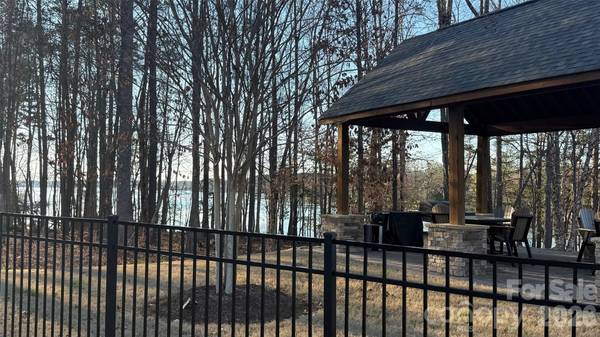 107 Nablus TRL #C, Mooresville, NC 28117