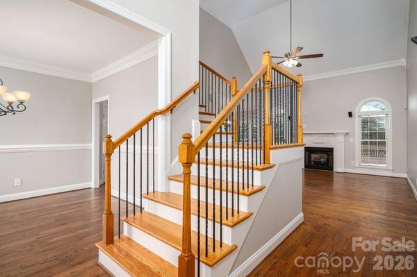 4012 Saint Andrews CT, Cramerton, NC 28032