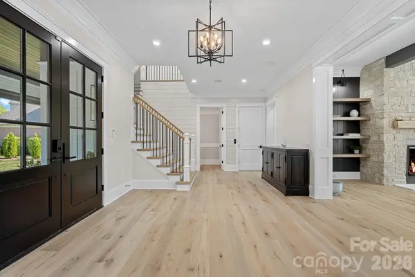 16906 Lake Shore DR, Cornelius, NC 28031
