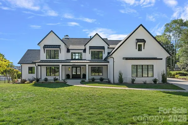 16906 Lake Shore DR, Cornelius, NC 28031