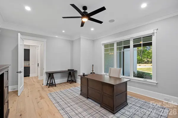 16906 Lake Shore DR, Cornelius, NC 28031