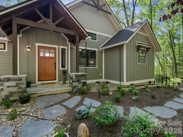 199 Garnet WAY, Hendersonville, NC 28791