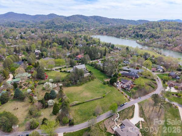 99999 Pine Acre BLVD #4, Asheville, NC 28804