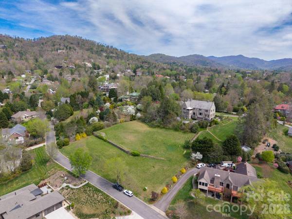99999 Pine Acre BLVD #4, Asheville, NC 28804