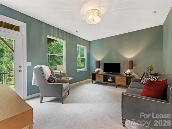 2314 Creekmere LN, Charlotte, NC 28262