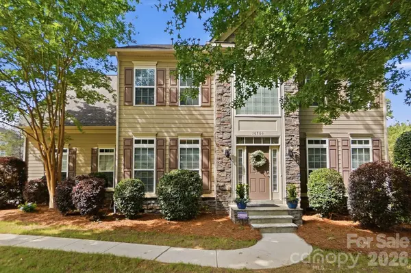 10706 Anglesey CT, Charlotte, NC 28278