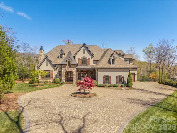 1925 White Tree TRL, Arden, NC 28704