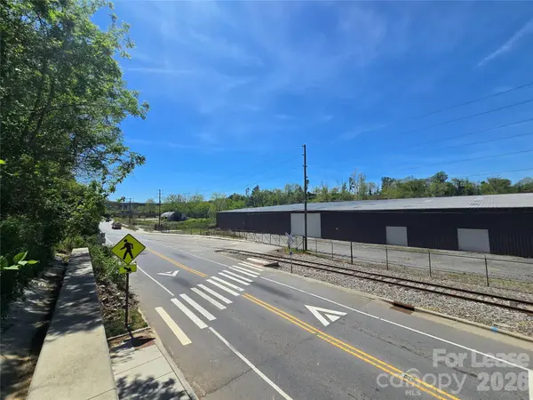 440 Riverside DR, Asheville, NC 28801