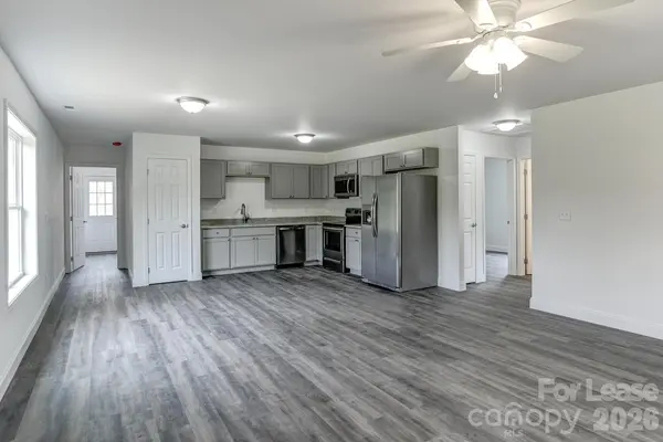 167 Quinn Hill LN, Mars Hill, NC 28754