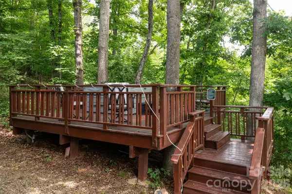 119 Old Salem Branch DR, Alexander, NC 28701