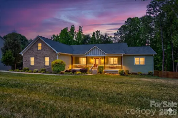 9311 Willowglen TRL, Charlotte, NC 28215