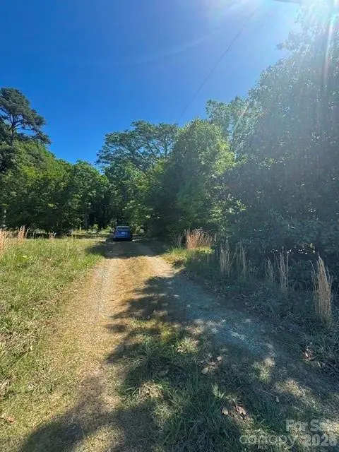 10900 Rozzelles Ferry RD, Charlotte, NC 28214